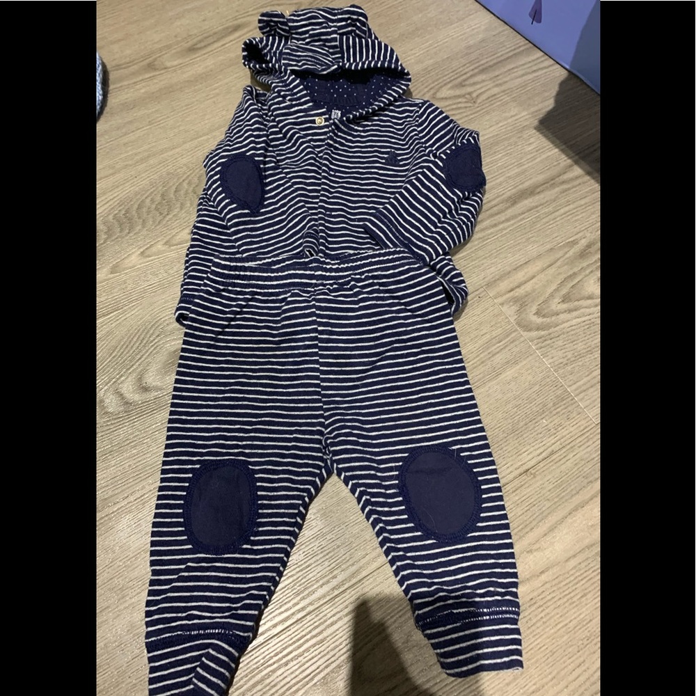 Adorable Baby Gap Outfit!